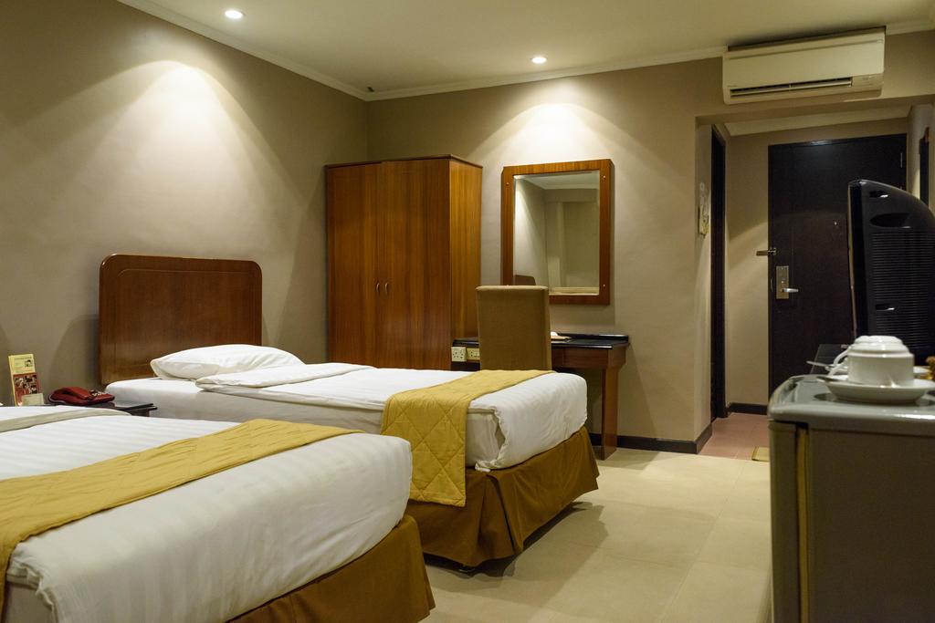 Hotel Gajahmada Pontianak Habitación foto